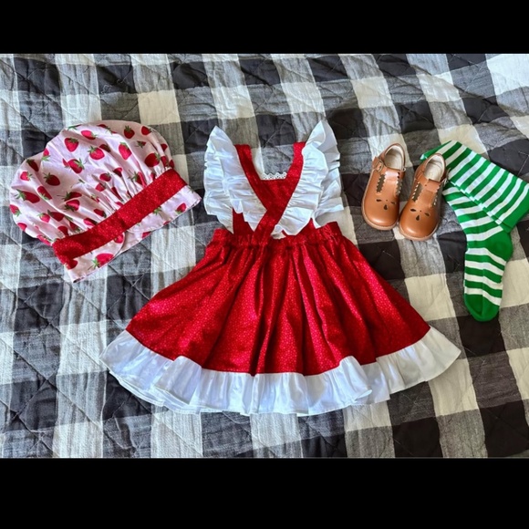 Strawberry Shortcake Costume Size 3-4T ♥️ 5 piece set - Picture 5 of 7